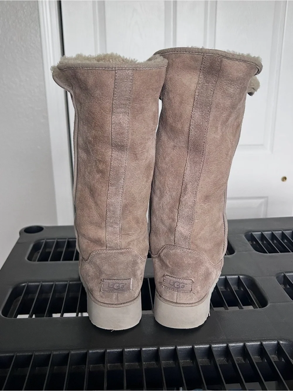 UGG Women’s Tall Suede Shearling Lined Taupe Beige Boots Size 8